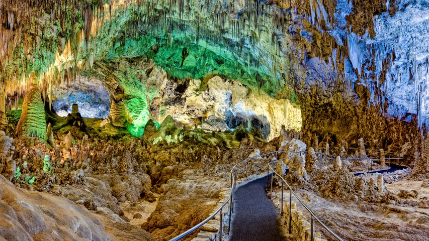 Gang der in den Big Room führt, Carlsbad-Caverns-Nationalpark, New Mexico, USA