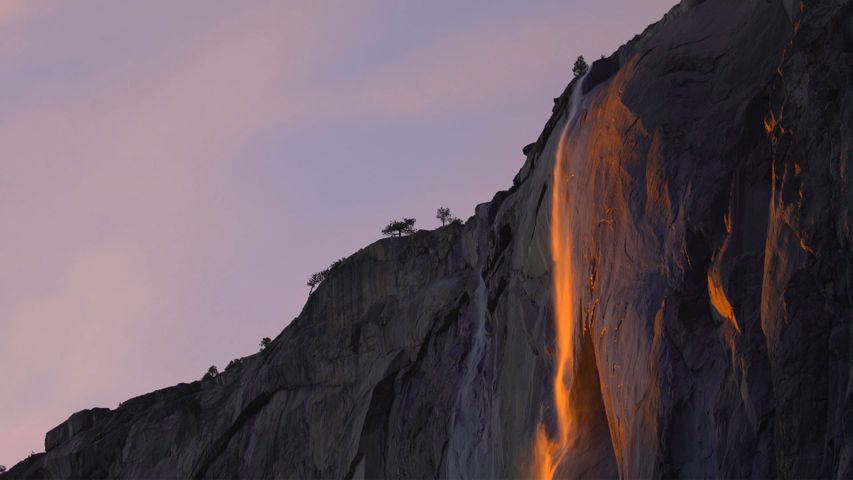 „Feuer-Wasserfall“ am Horsetail Fall, Yosemite-Nationalpark, Kalifornien, USA
