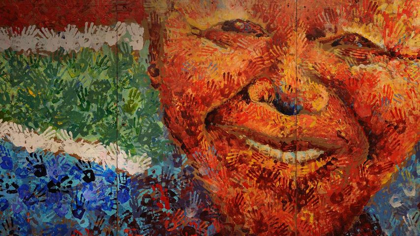 Nelson Mandela, Anti-Apartheid-Kämpfer und Ex-Präsident Südafrikas, abgebildet auf einem Wandgemälde in Kapstadt, Südafrika