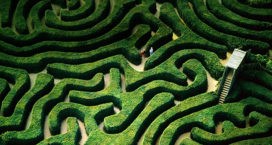 Das Heckenlabyrinth von Longleat House in der Nähe von Warminster, Wiltshire, England – Jason Hawkes/Getty Images ©