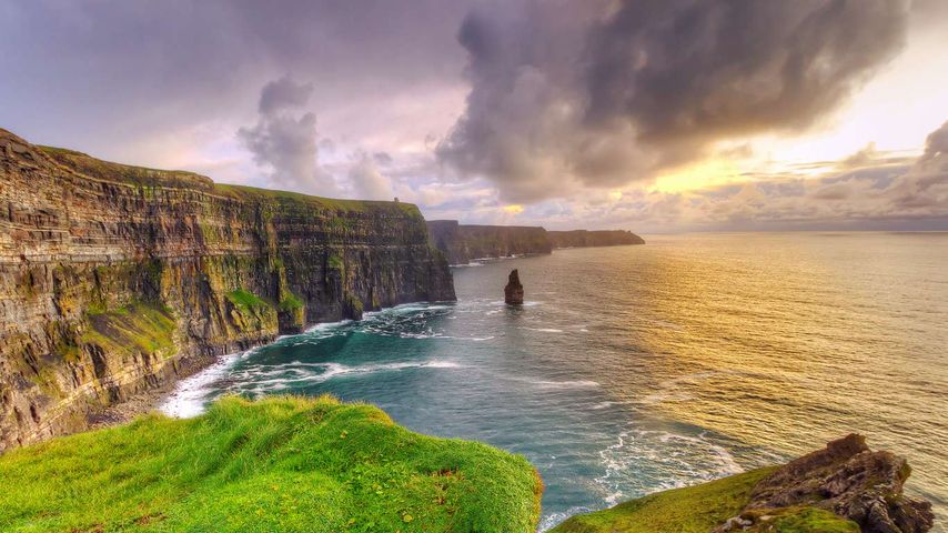 Cliffs of Moher im Sonnenuntergang, County Clare, Irland