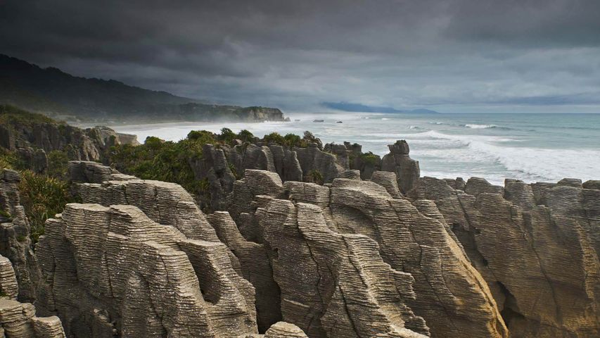 Pancake Rocks auf der Südinsel Neuseelands. Zum Waitangi Day