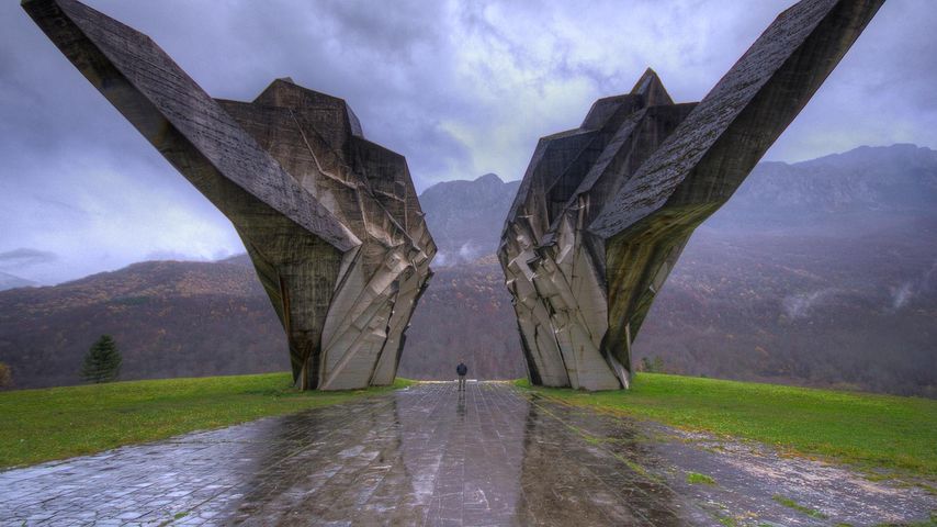 Kriegsdenkmal, Nationalpark Sutjeska, Bosnien und Herzegowina