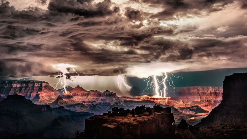 Gewitter über dem Grand-Canyon-Nationalpark, Arizona, USA