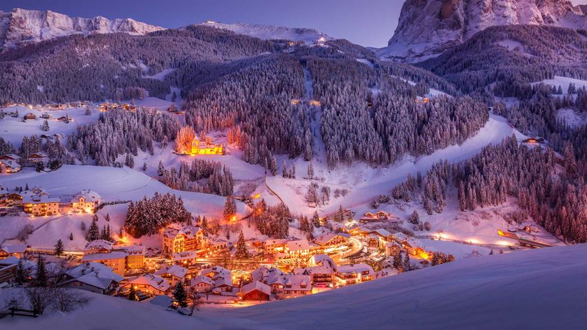 Abenddämmerung in Gröden, Südtirol, Italien
