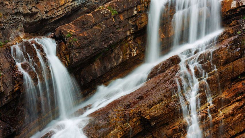 Cameron Falls im Waterton-Lakes-Nationalpark, Alberta, Kanada 