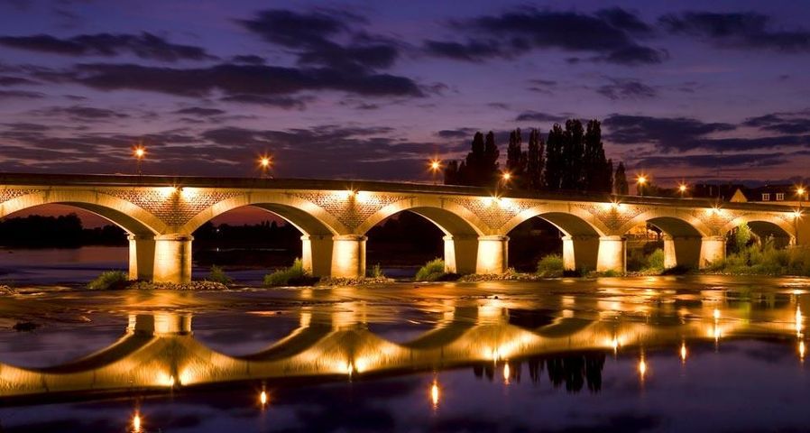 Brücke über die Loire nach Amboise, Frankreich