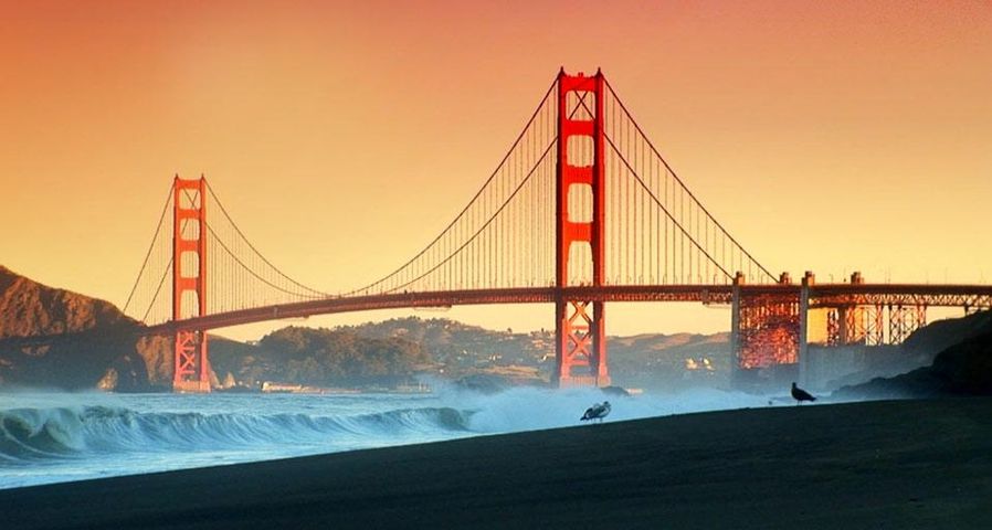 Sonnenuntergang an der Golden Gate Bridge in San Francisco, Kalifornien