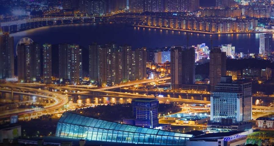 Die Skyline von Busan, Südkoreas zweitgrößter Stadt – Dream Stock/agefotostock ©