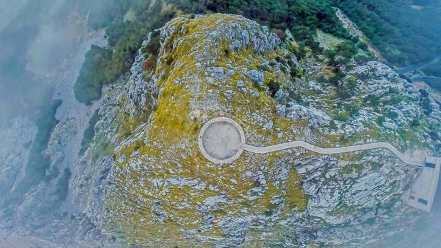 洛夫琴山国家公园内的Njegoš纪念碑，黑山 