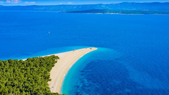不断变化形状的海岸
