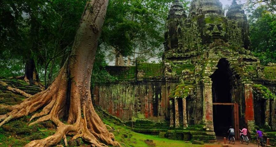 Westtor in  Angkor Thom, Kambodscha