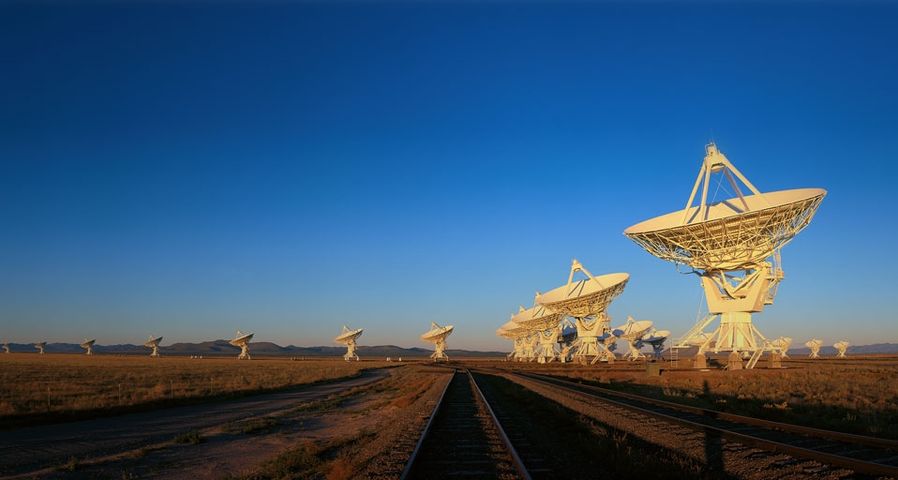 Teleskopschüsseln des National Radio Astronomy Observatoriums