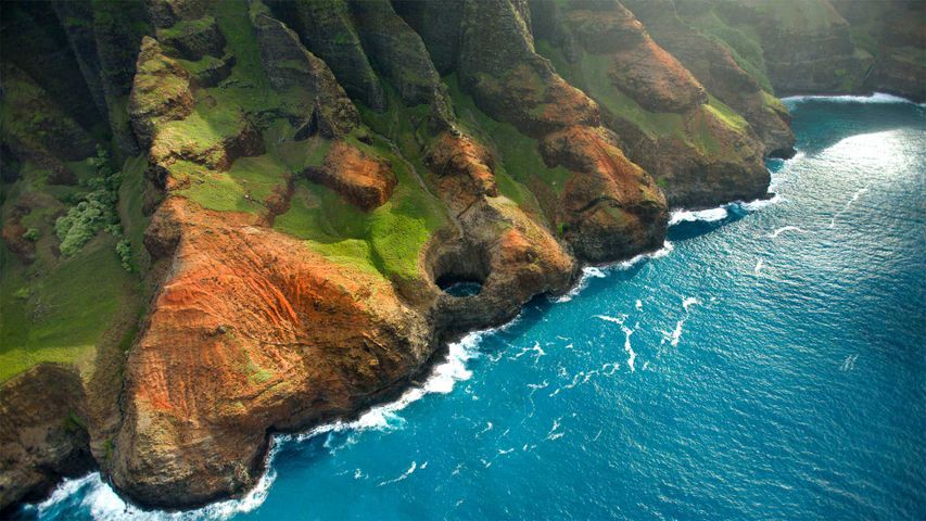 Meereshöhle „Bright Eye“, Nā Pali Coast, Kauai, Hawaii, USA