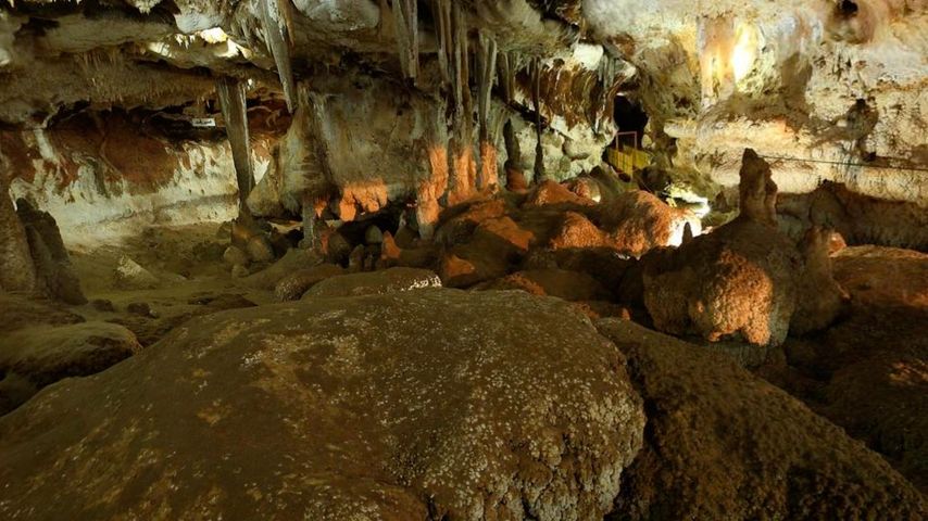 Tropfsteinhöhle Katale Khor, Iran