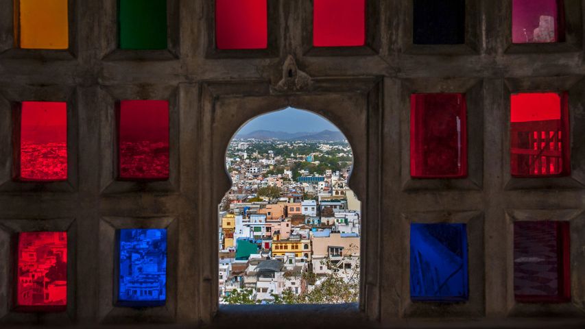 Blick vom Stadtpalast auf Udaipur, Rajasthan, Indien 