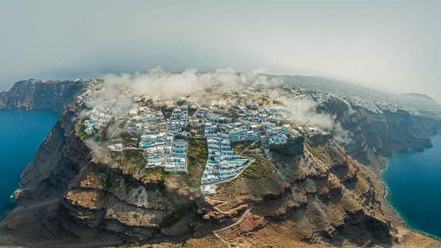 圣托里尼岛鸟瞰图，希腊