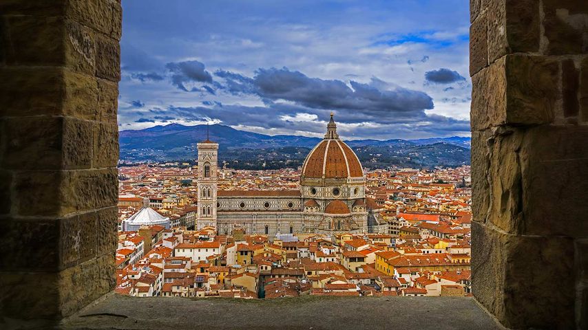 Blick vom Turm des Palazzo Vecchio auf die Kathedrale von Florenz, Toskana, Italien