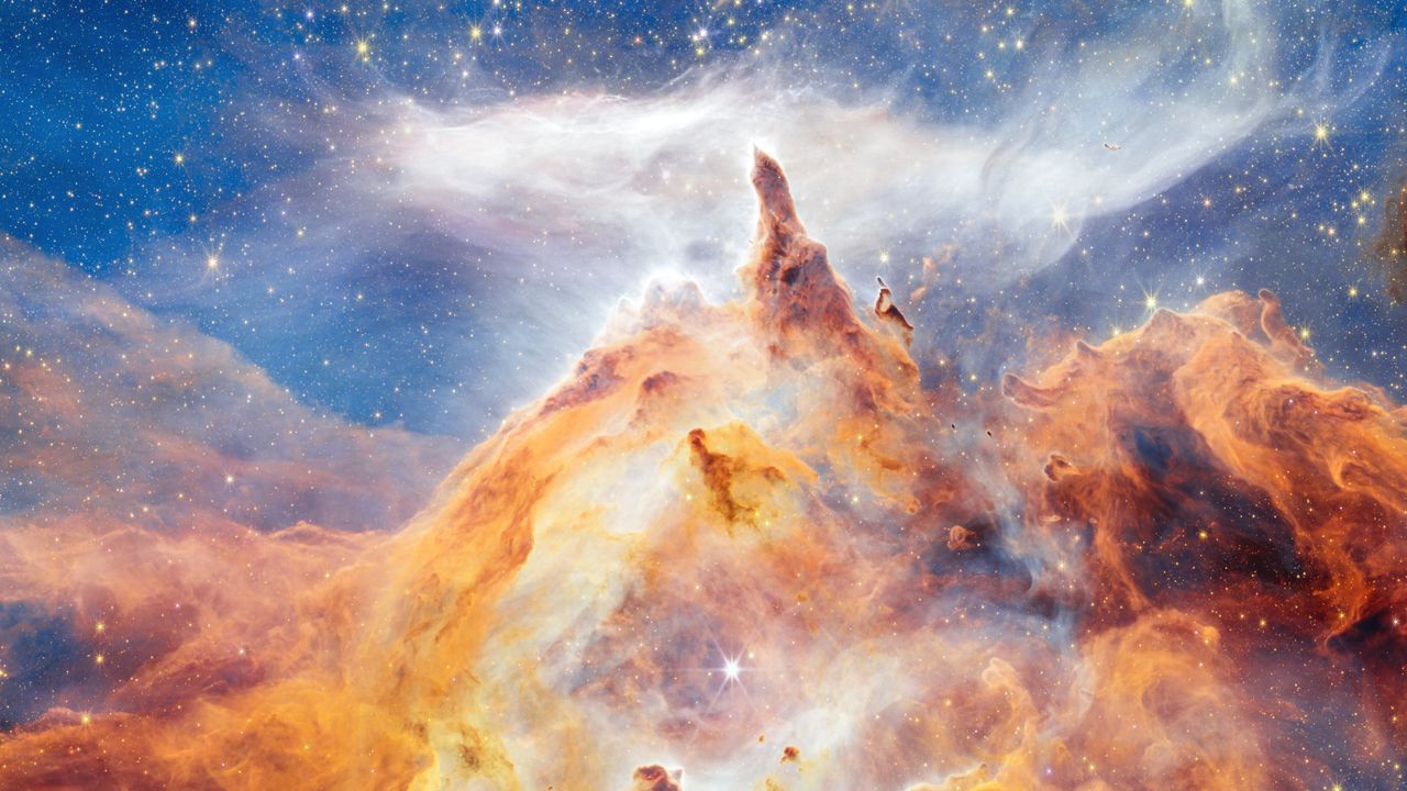 “巨钳”中的恒星