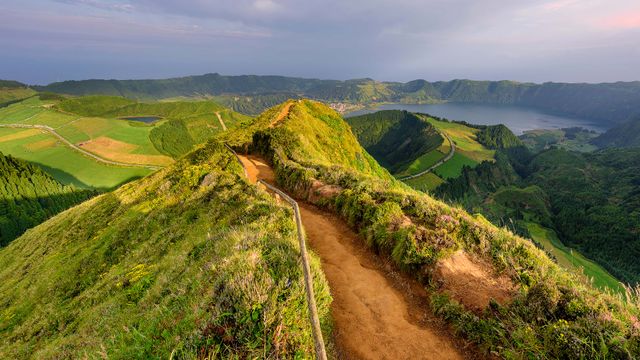 壮观的火山景观