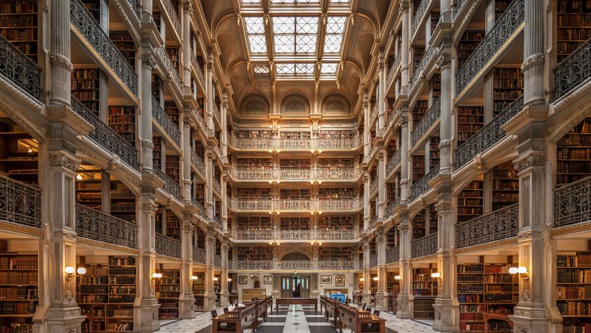 George Peabody Library, Baltimore, Maryland, USA
